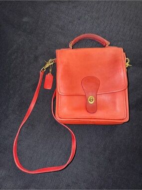 Vintage Coach Station Bag - Red